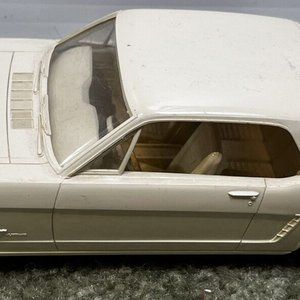 1/25 Scale Nice Condition! 1965 AMT PROMO 7.5” Car Cream Ford Mustang Muscle Car